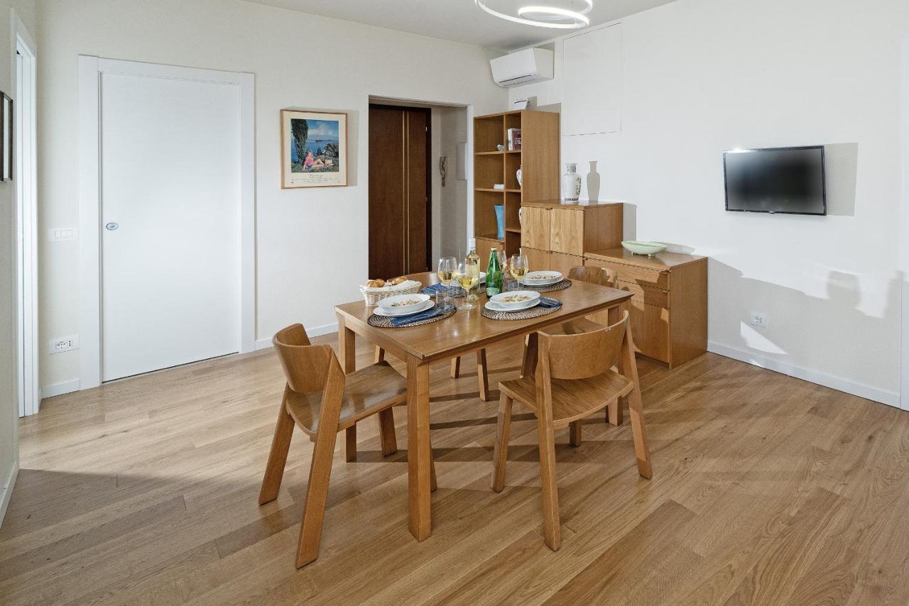 Borgo Del Grillo P2-9 By Wonderful Italy Apartment Sirmione Bagian luar foto