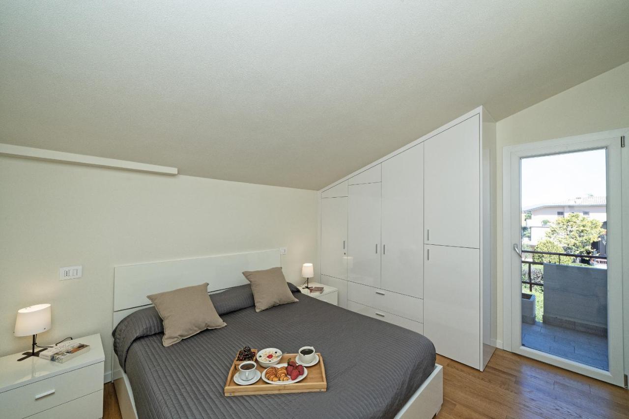 Borgo Del Grillo P2-9 By Wonderful Italy Apartment Sirmione Bagian luar foto