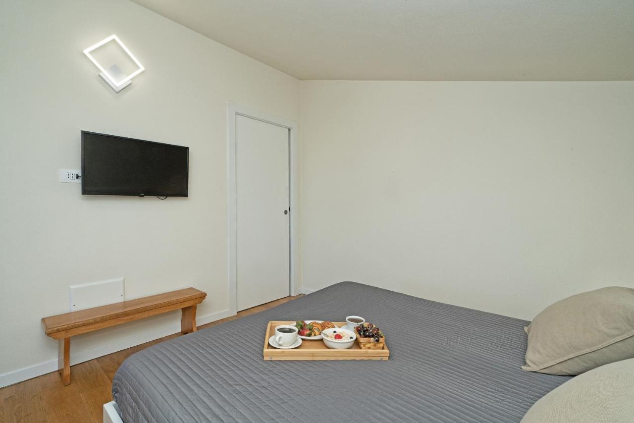 Borgo Del Grillo P2-9 By Wonderful Italy Apartment Sirmione Bagian luar foto