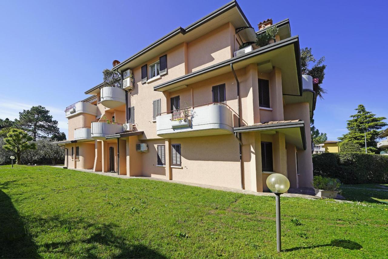 Borgo Del Grillo P2-9 By Wonderful Italy Apartment Sirmione Bagian luar foto